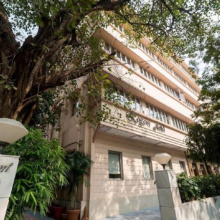Regent Hotel Mumbai Exterior photo