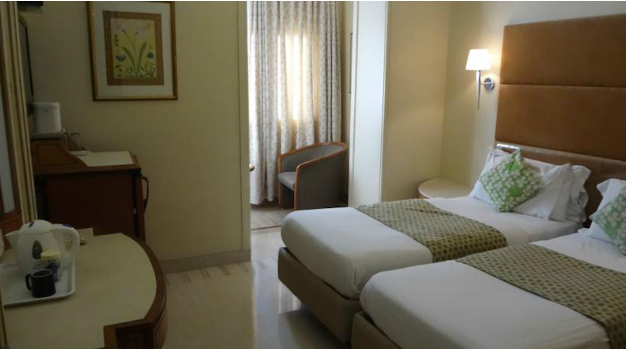 Regent Hotel Mumbai Exterior photo